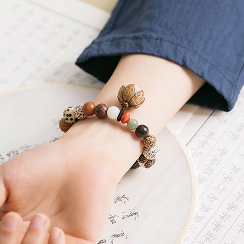 Bracelet Mala en Buddha Stones, graines de Bodhi, lotus, sagesse, paix