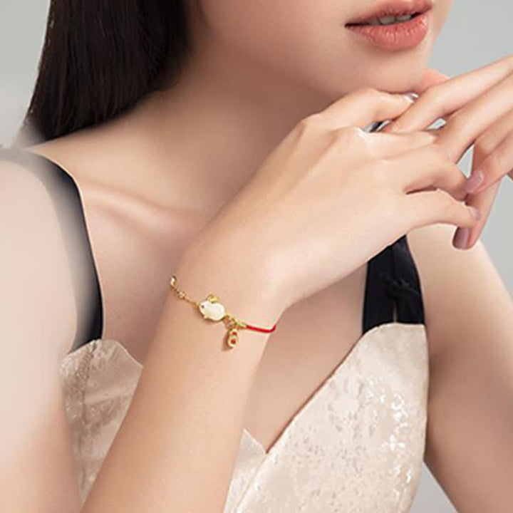 Bracelet en chaîne rouge en jade blanc et pierres de Buddha Stones Année du lapin