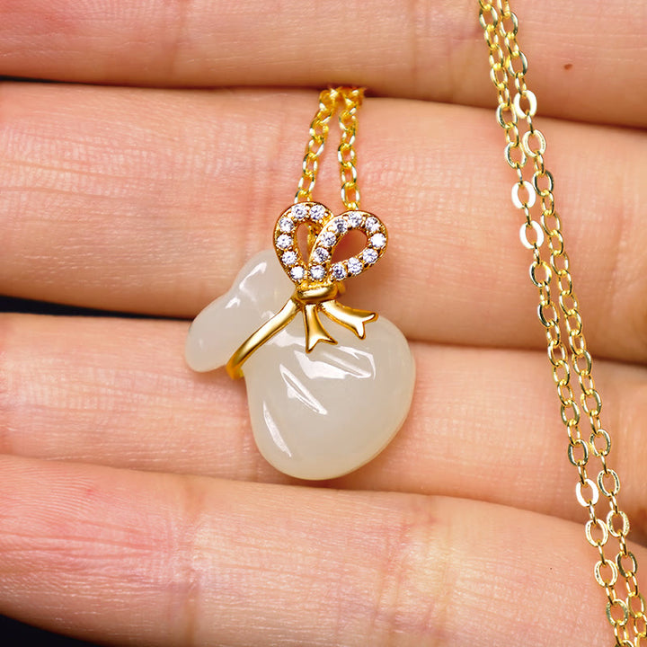 Collier pendentif porte-bonheur en jade blanc naturel Hetian Buddha Stones