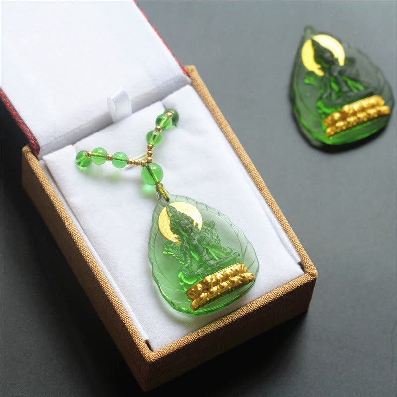 Collier avec pendentif en cristal Liuli plaqué or et Buddha Stones de Bouddha tibétain vert Tara