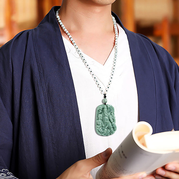 Collier pendentif amulette Guan Gong en jade naturel