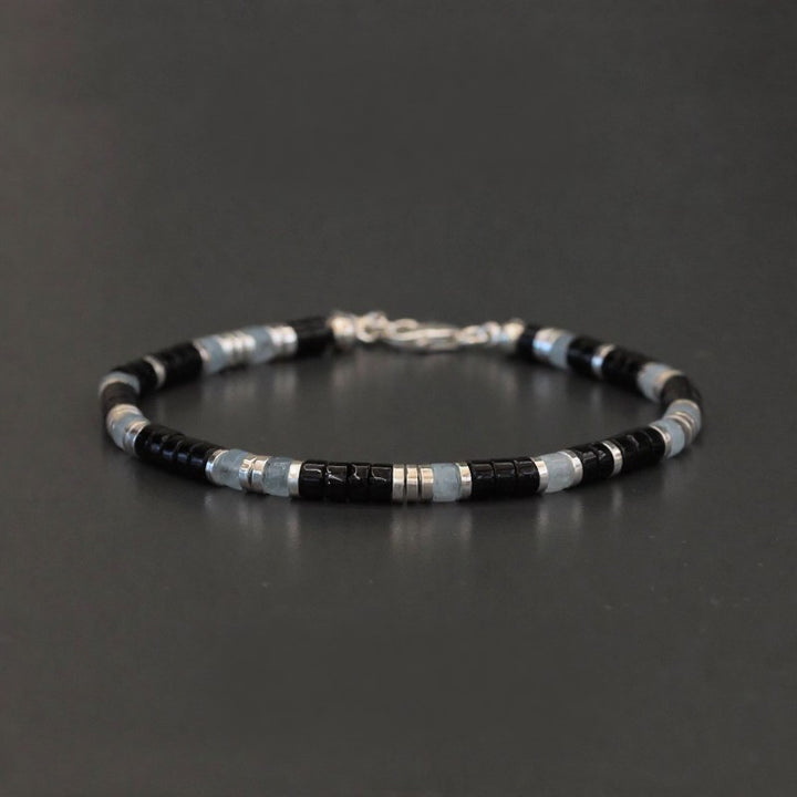 Buddha Stones Bracelet extensible de protection en perles d'onyx noir et de calcédoine bleue - Calcédoine bleue et onyx noir (Tour de poignet : 16–18 cm) - image 0