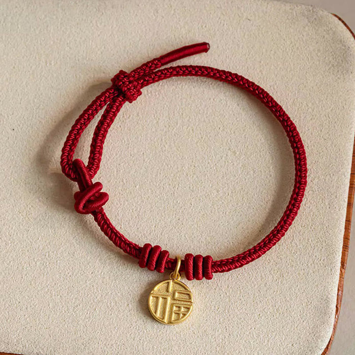 Bracelet en corde rouge fait à la main avec huit Buddha Stones et breloque en forme de nœud de paix et de caractère Fu