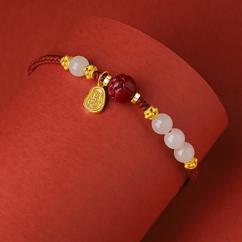 Bracelet en corde porte-bonheur en jade blanc Hetian plaqué or 24 carats avec Buddha Stones et lotus cinabre