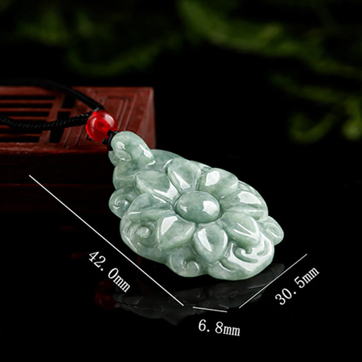 Collier pendentif porte-bonheur en jade naturel Kalanchoe blossfeldiana avec Buddha Stones