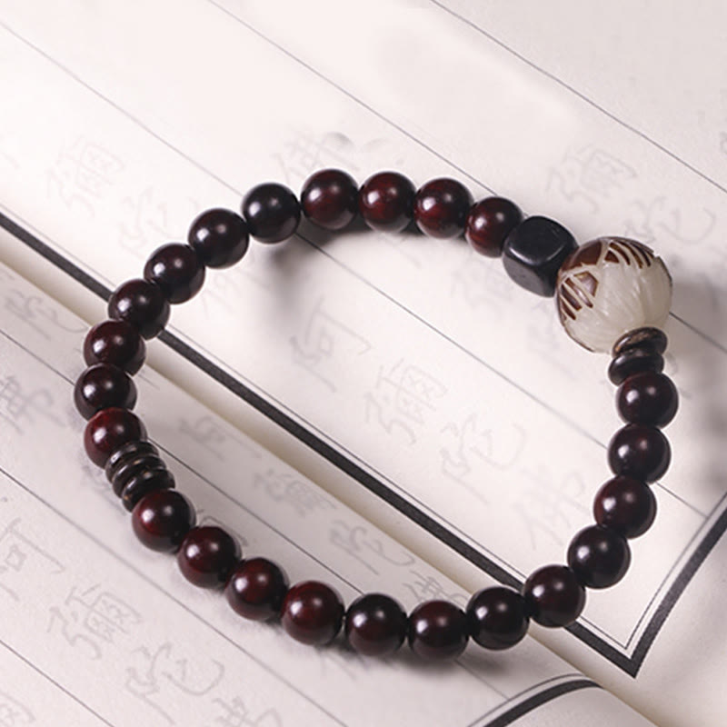 Bracelet double tour sculpté en Buddha Stones, petite feuille, bois de santal rouge, lotus, graine de Bodhi, protection