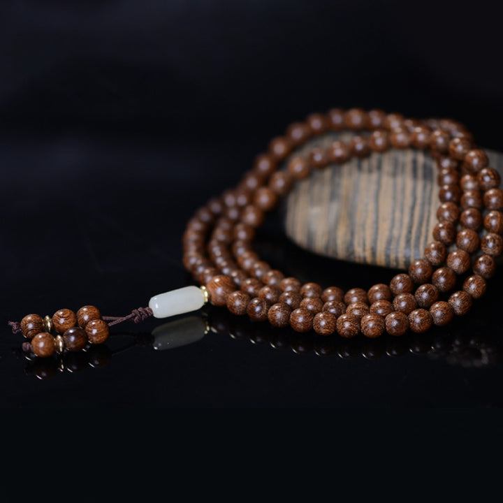 Bracelet Mala 108 perles en bois de rose et jade de Buddha Stones