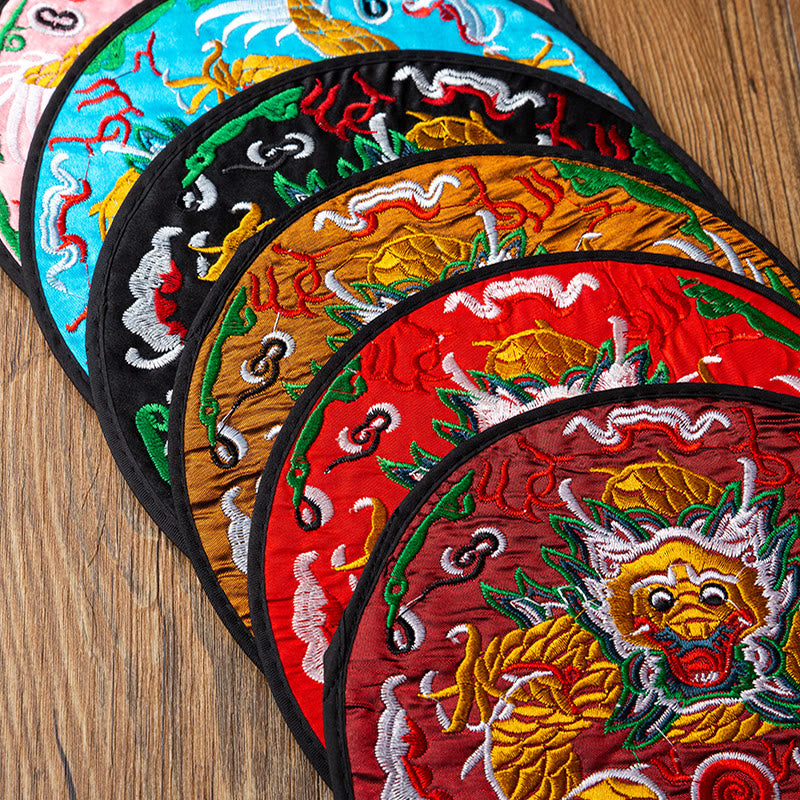Dessous de verre brodé Buddha Stones Dragon pour tasse à thé, dessous de verre pour tasse à thé Kung Fu