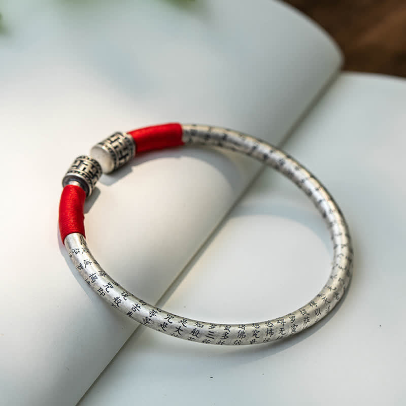 Bracelet en corde rouge porte-bonheur Buddha Stones tibétaines Om Mani Padme Hum