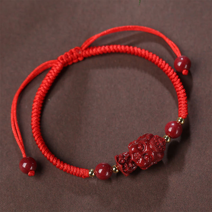 Bracelet en cordon avec amulette de bénédiction en cinabre et Buddha Stones du zodiaque chinois