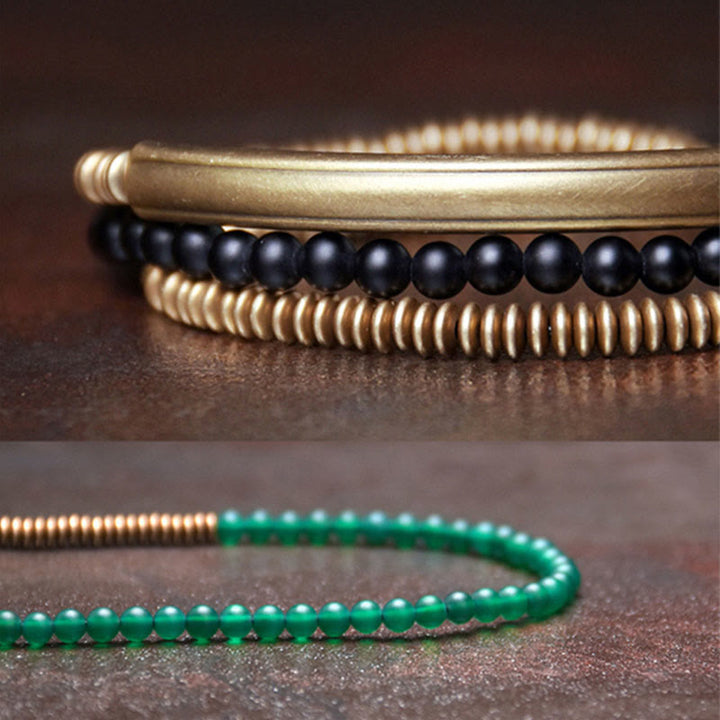 Bracelet tibétain triple tour en agate et cuivre