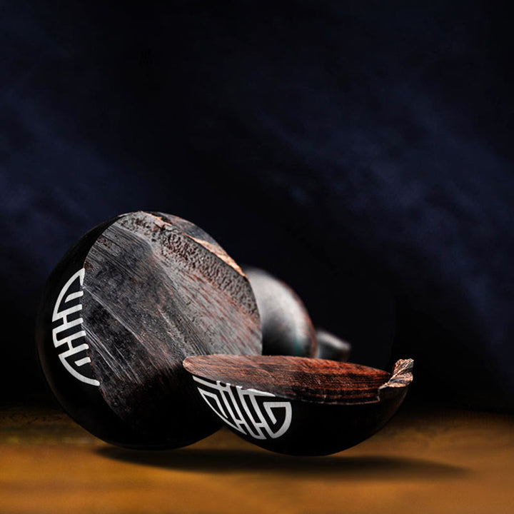 Porte-clés porte-bonheur en ébène tibétain à petites feuilles de gourde en bois de santal rouge