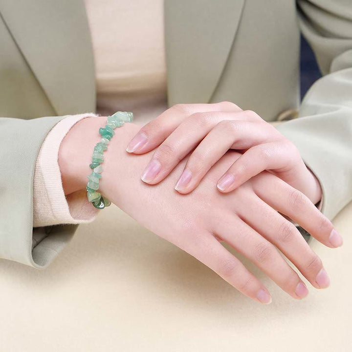 Bracelet apaisant et chaleureux en pierre de cristal de forme irrégulière naturelle - image 72