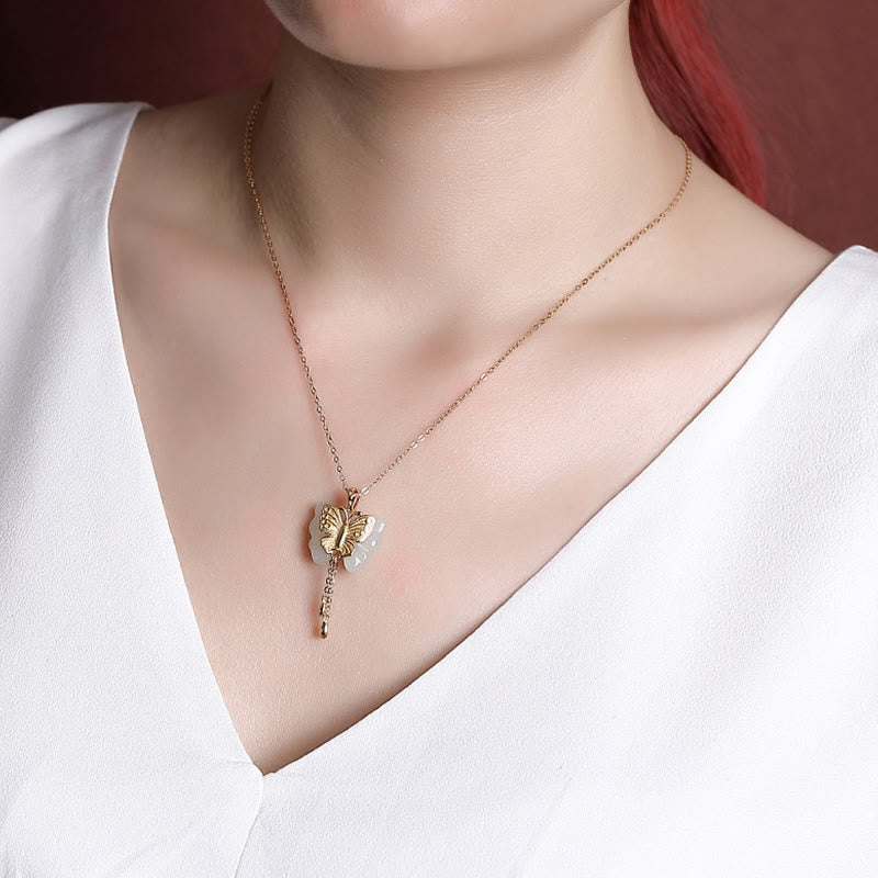 Collier pendentif bénédiction papillon en jade blanc Hetian plaqué or en argent sterling 925 Buddha Stones