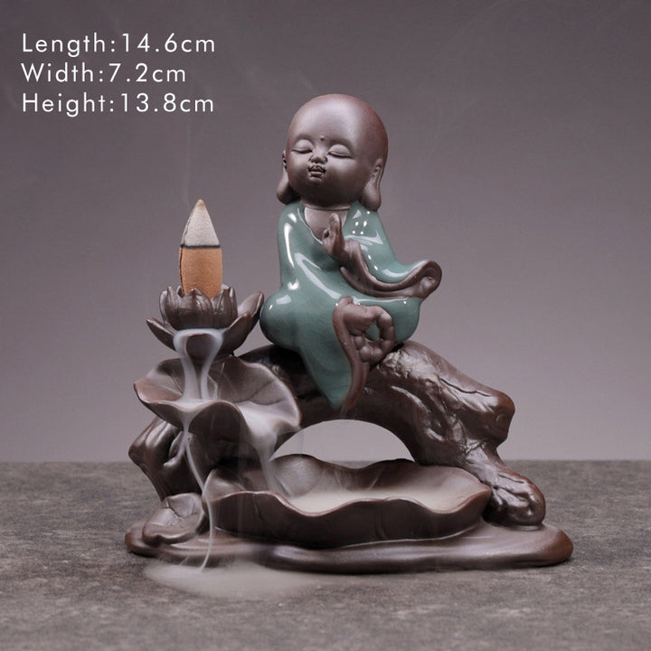 Brûleur d'encens en céramique avec bénédiction de lotus et petit moine en Buddha Stones