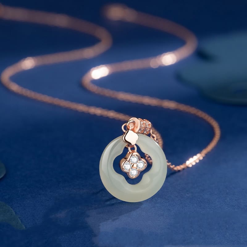 Collier pendentif trèfle à quatre feuilles en argent sterling 925 et jade Hetian naturel avec Buddha Stones et zircon avec boîte cadeau
