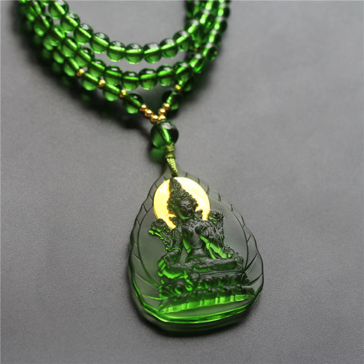 Collier avec pendentif en cristal Liuli plaqué or et Buddha Stones de Bouddha tibétain vert Tara