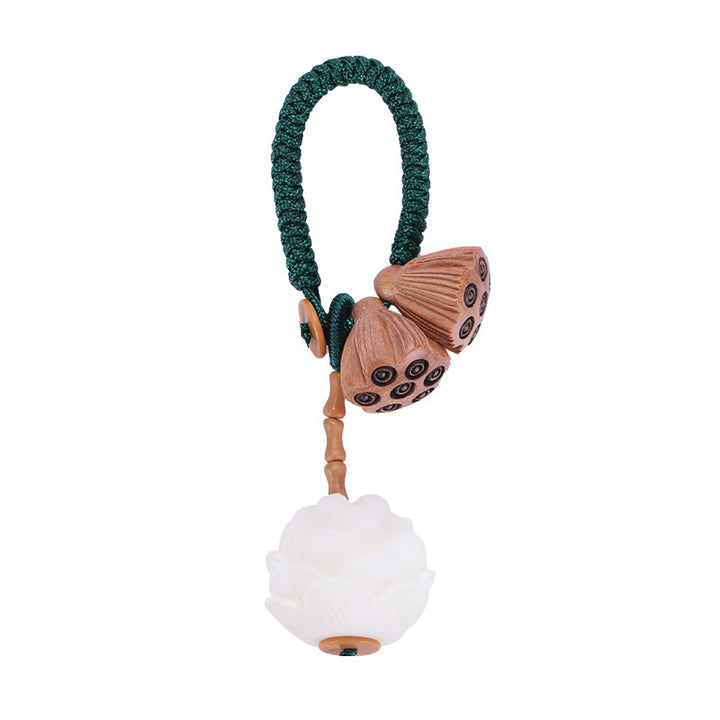 Porte-clés porte-bonheur en bois de pêcher avec pierres de Buddha Stones et lotus naturel blanc