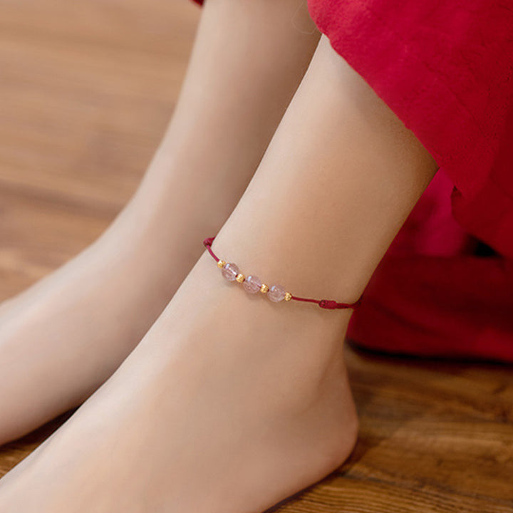 Bracelet de cheville en fil rouge avec perles en cristal de fraise et Buddha Stones