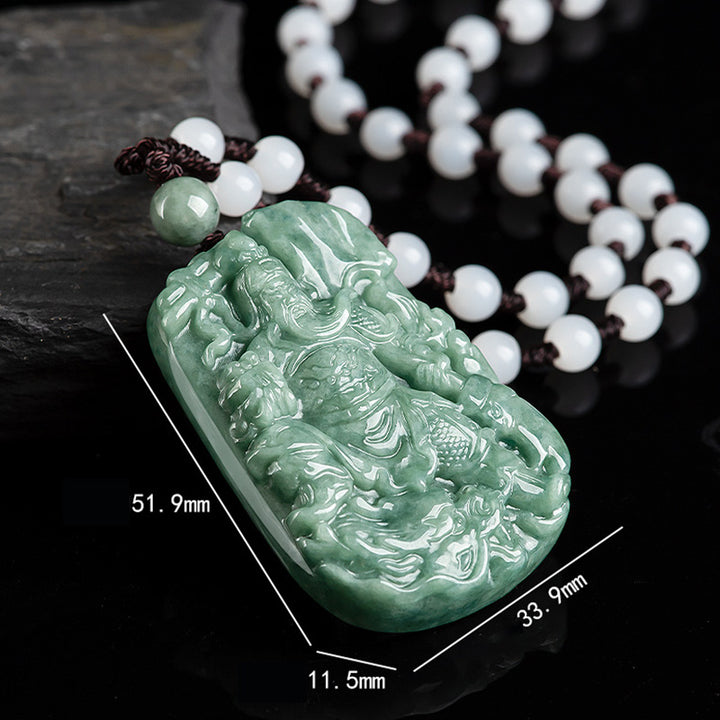 Collier pendentif amulette Guan Gong en jade naturel