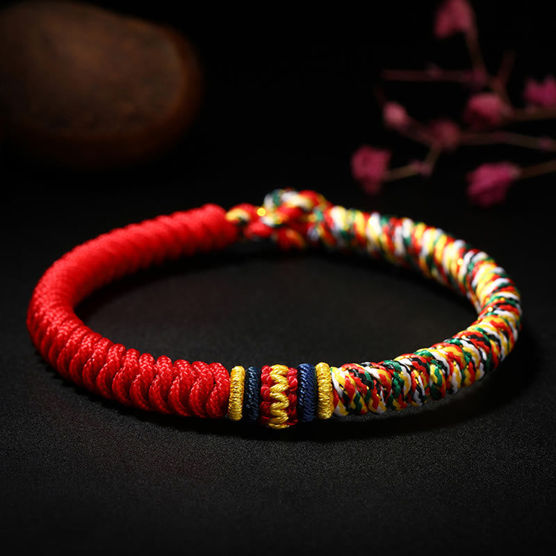 Bracelet en corde tressée King Kong à nœuds multicolores fait main en Buddha Stones tibétaines - Rouge multicolore - 19 cm - image 0
