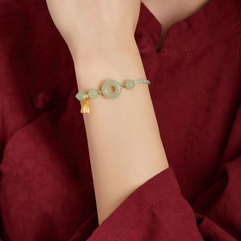 Bracelet en corde avec boucle ronde en Buddha Stones et lotus de jade pour la paix, le bonheur, l'abondance et la richesse