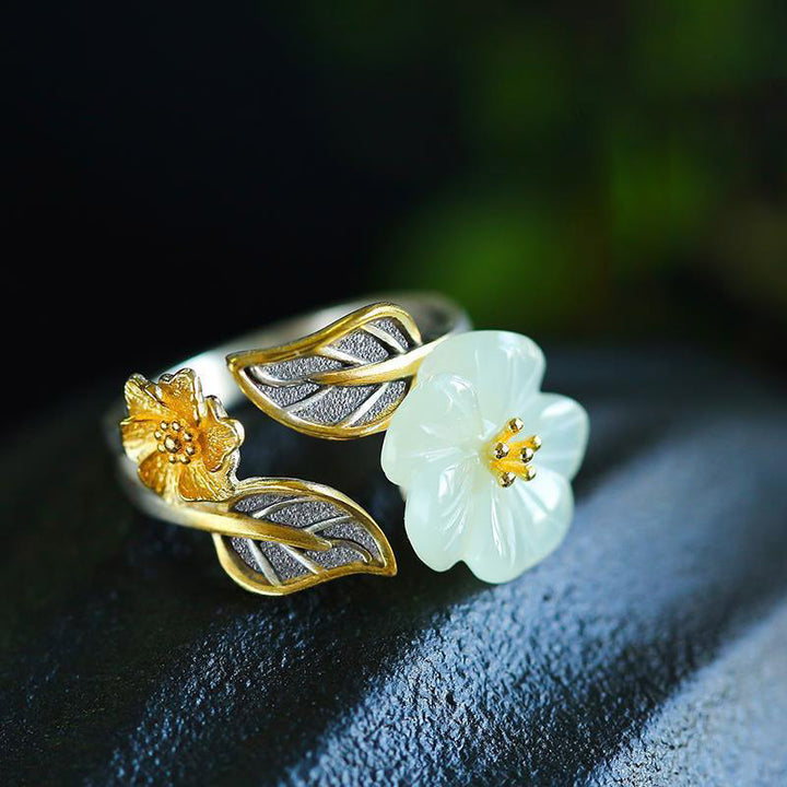 Buddha Stones bonheur en cuivre plaqué argent 925 avec jade blanc et fleur de prunier