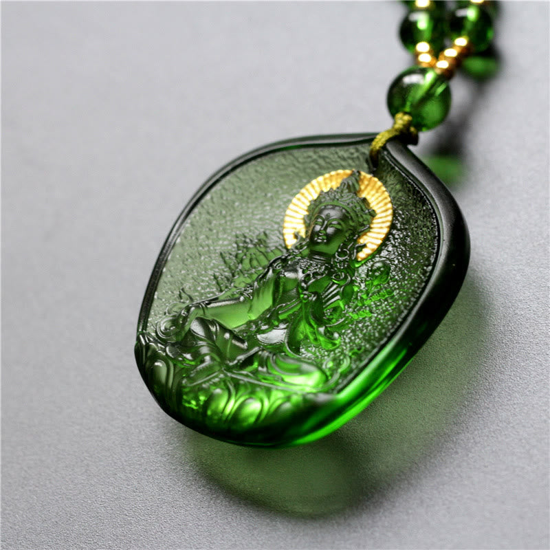 Collier avec pendentif en cristal Liuli plaqué or et Buddha Stones de Bouddha tibétain vert Tara