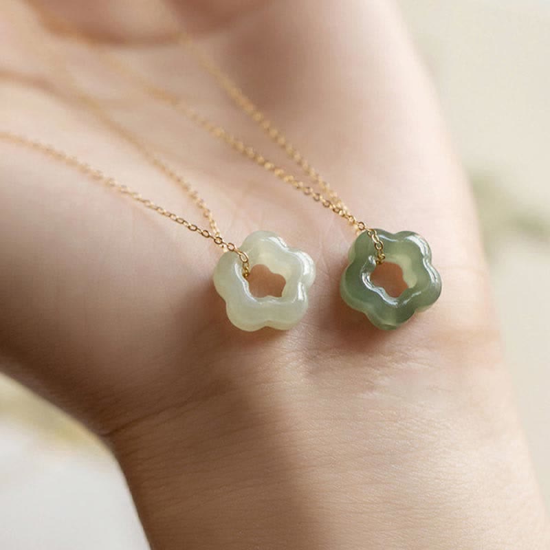 Collier pendentif porte-bonheur en jade cyan Hetian délicat avec Buddha Stones