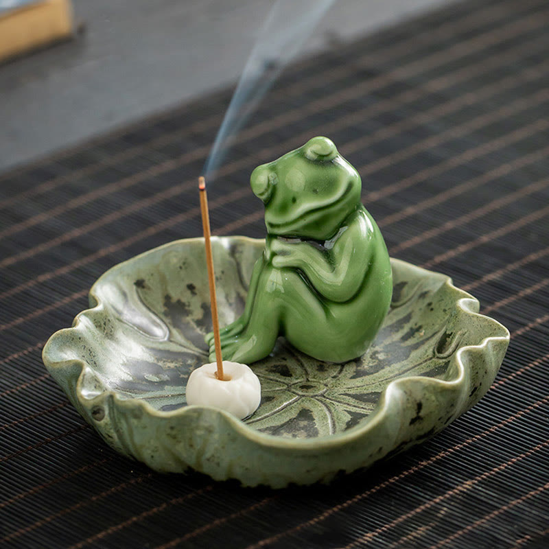 Brûleur d'encens en céramique avec motif de grenouille et de méditation en forme de Buddha Stones