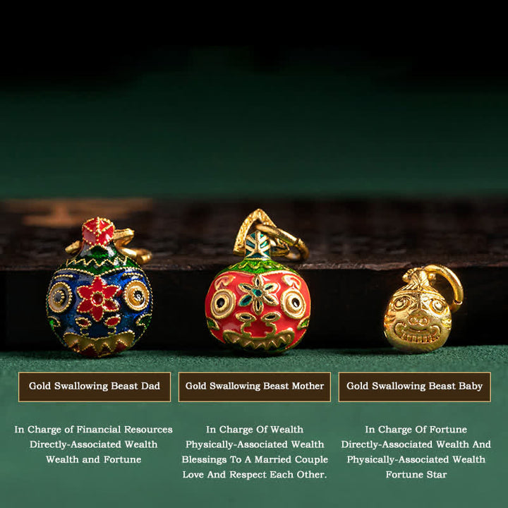 Bracelet de perles de cinabre colorées représentant une famille de bêtes avaleuses d'or