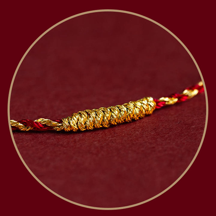 Bracelet porte-bonheur tressé en corde rouge fait main en plaqué or 14 carats avec nœud King Kong de Buddha Stones
