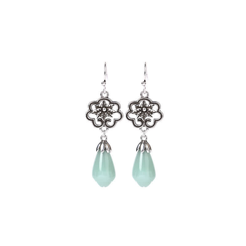 Boucles d'oreilles pendantes en jade et fleur de magnolia Buddha Stones