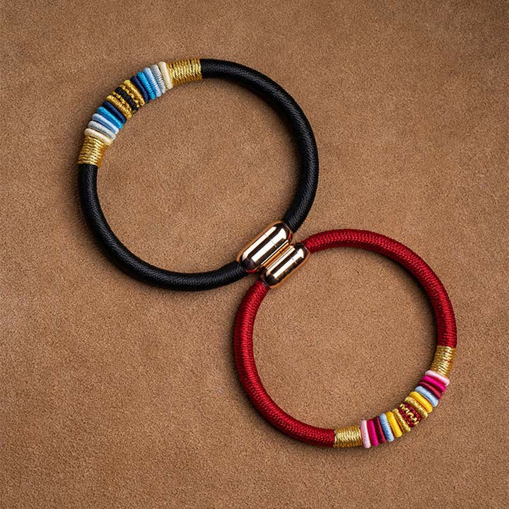 Bracelet tressé à boucle magnétique en Buddha Stones tibétaines fait à la main avec protection des nœuds King Kong
