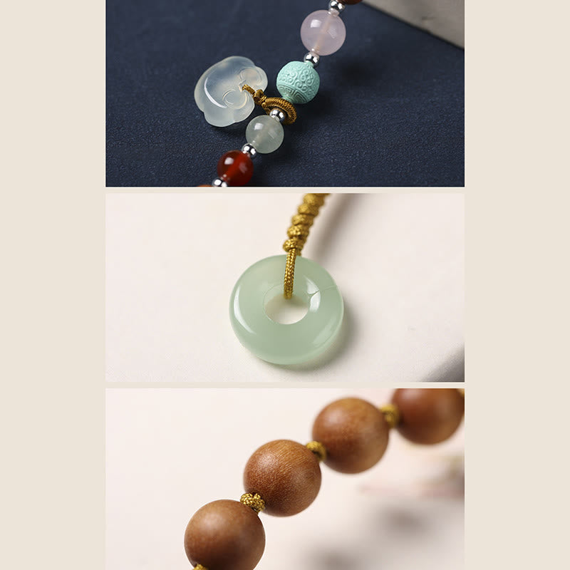 Bracelet double tour apaisant avec breloque en forme de boucle de paix et de bois de santal vert et calcédoine de Buddha Stones