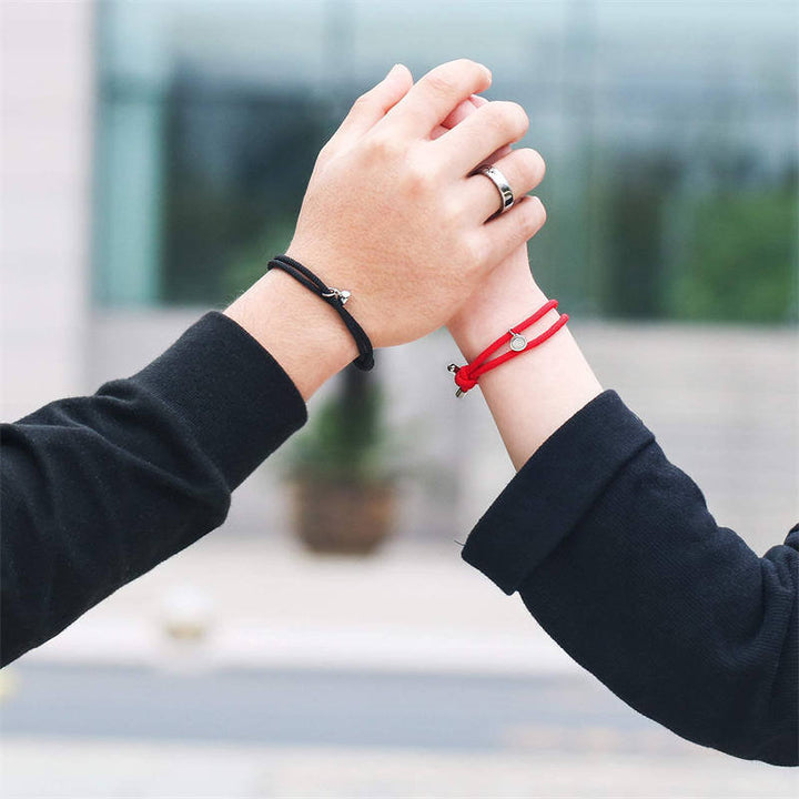 Lot de 2 bracelets magnétiques pour couple