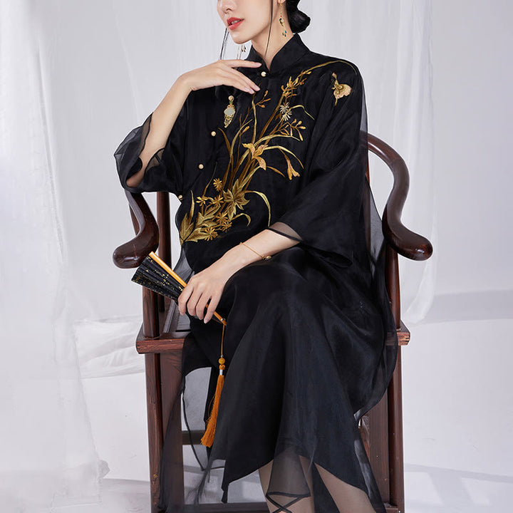 Robe qipao vintage en soie de Buddha Stones 100 % 6 momme avec broderie de fleurs et de papillons pour femme