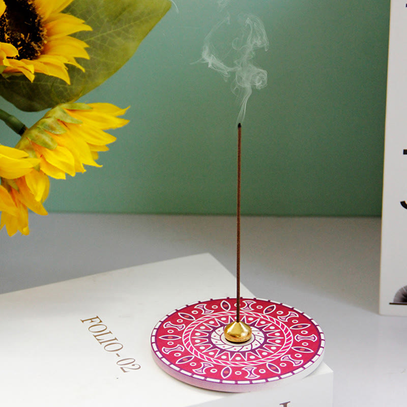 Brûleur d'encens en céramique avec bâton de bénédiction et Buddha Stones à motifs colorés