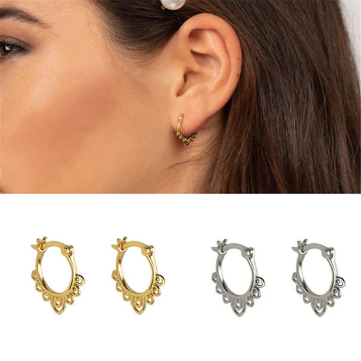 Boucles d'oreilles créoles porte-bonheur à motif de fleur de lotus ronde