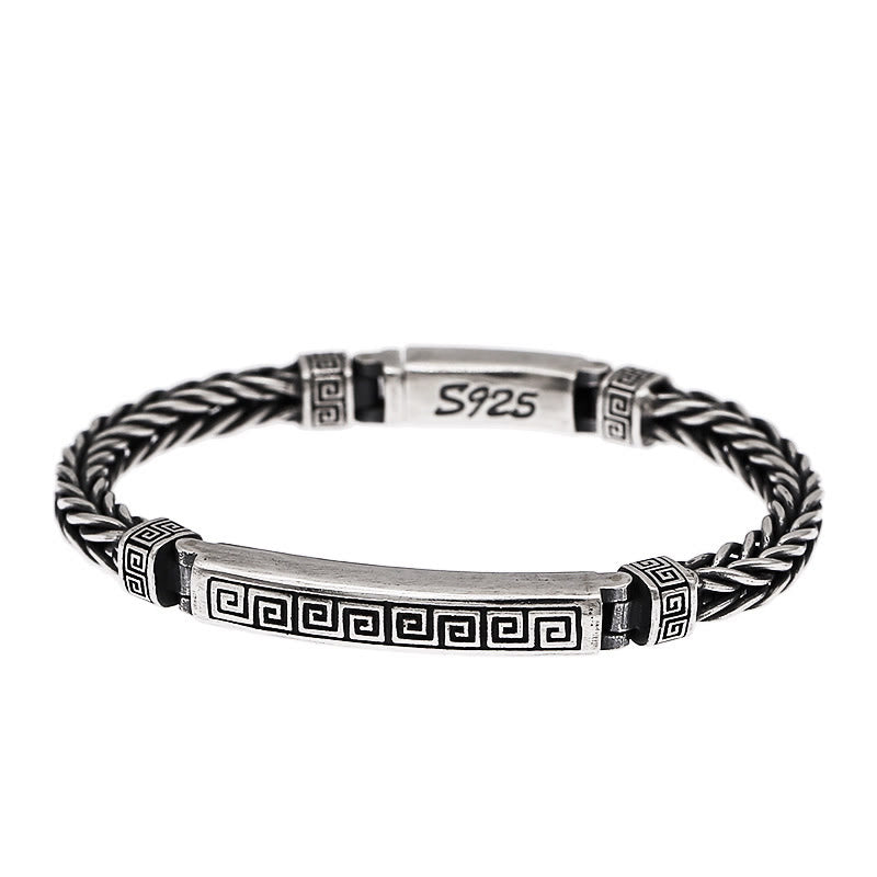Bracelet porte-bonheur gravé avec motif svastika