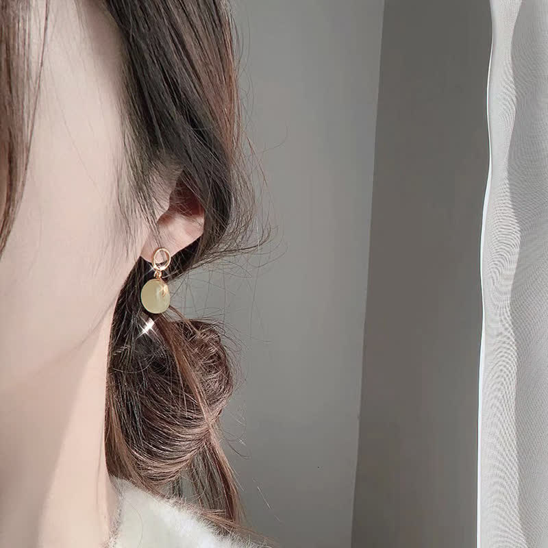 Boucles d'oreilles pendantes en jade avec Buddha Stones rondes et boucle de paix