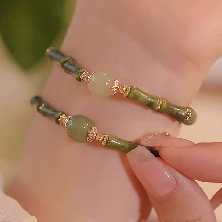 Bracelet porte-bonheur en jade Hetian péridot plaqué cuivre 14 carats avec Buddha Stones et motif bambou