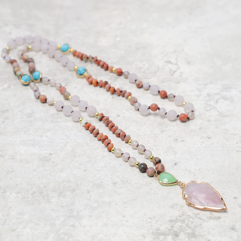 Collier pendentif en forme de pointe de flèche en cristal de quartz rose naturel