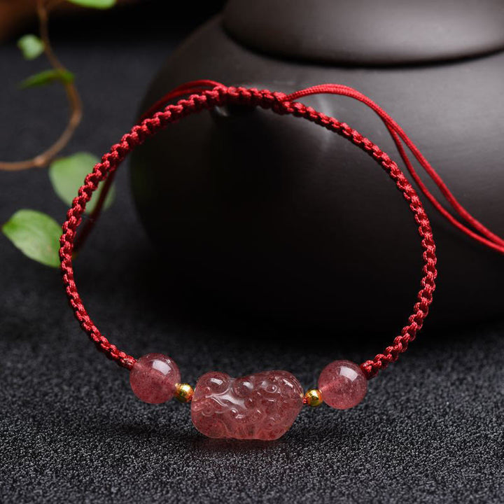 Bracelet porte-bonheur en fil rouge PiXiu en quartz fraise naturel Buddha Stones