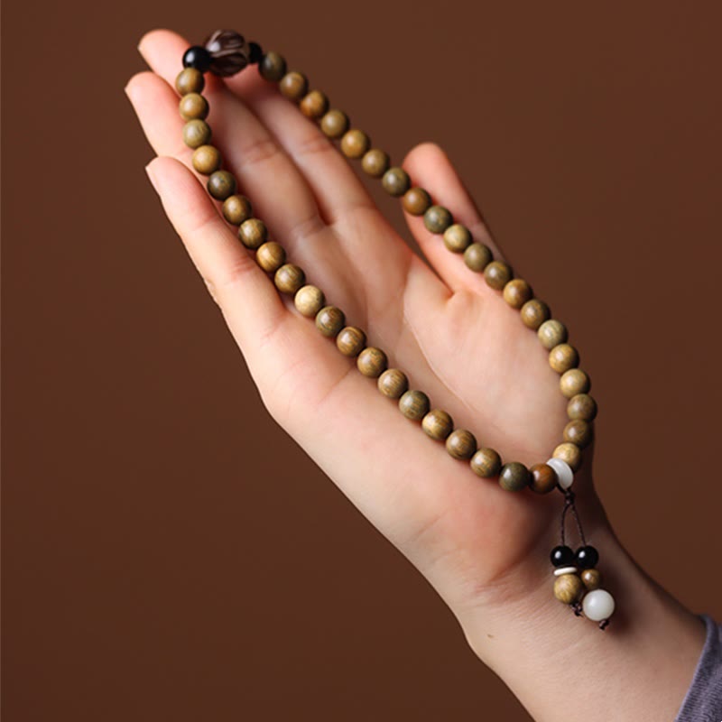 Bracelet double tour apaisant en bois de santal vert et graines de lotus Buddha Stones