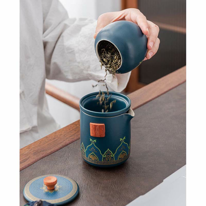 Théière chinoise Gongfu en céramique avec Buddha Stones