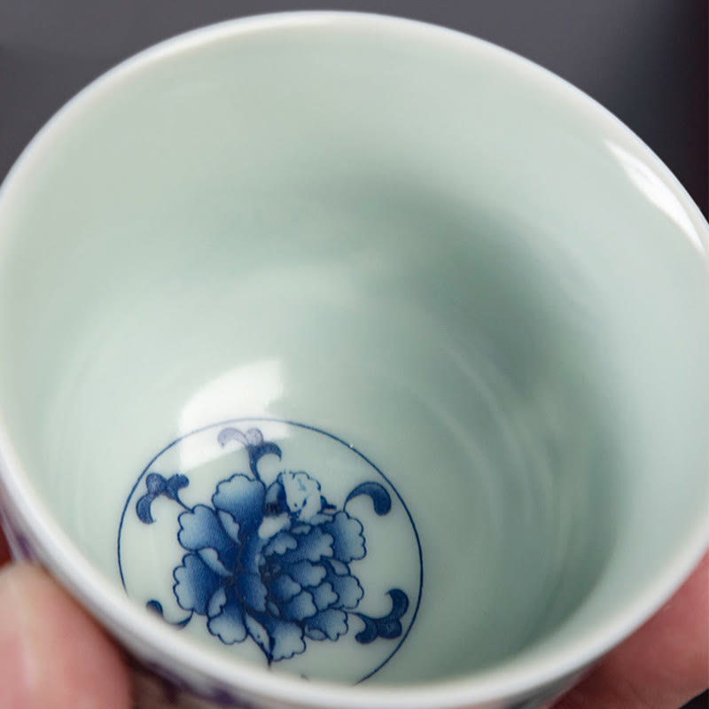 Buddha Stones Paysage bleu Montagnes Lotus Chat mignon Pavillons Magnolia Roseaux Aigrettes Tasse à thé en céramique Petite tasse à thé Kung Fu