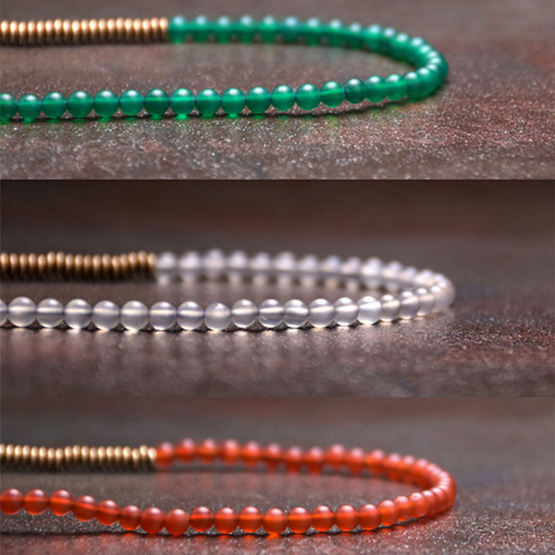 Bracelet tibétain triple tour en agate et cuivre