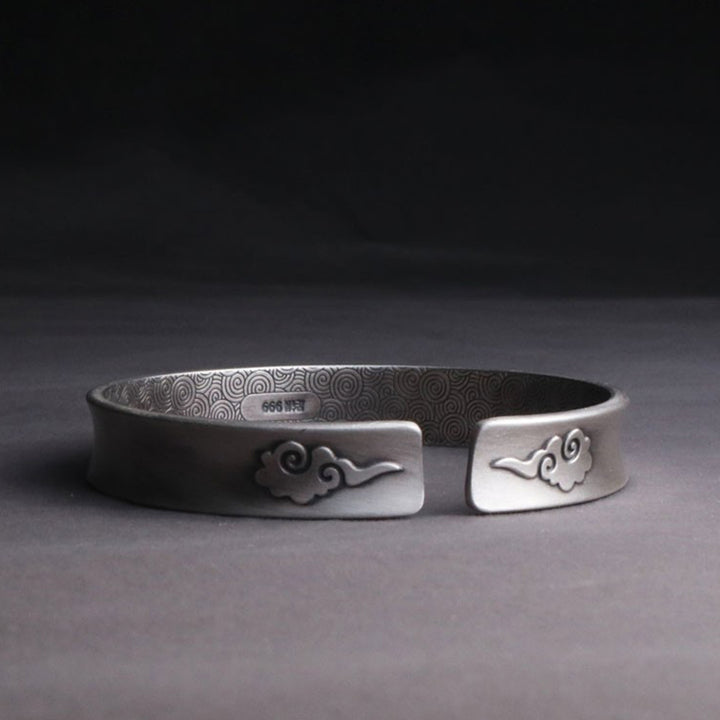 Bracelet d'équilibre et d'harmonie en argent sterling 999 Buddha Stones et nuages auspicieux Yin Yang