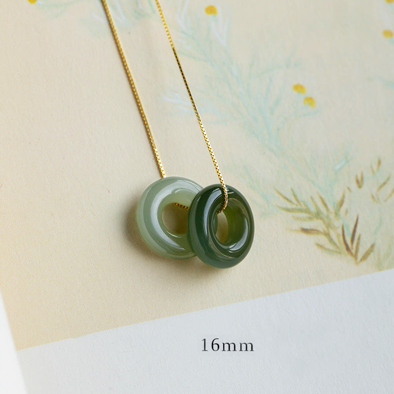 Collier pendentif en jade rond naturel Buddha Stones et boucle de paix, porte-bonheur et abondance